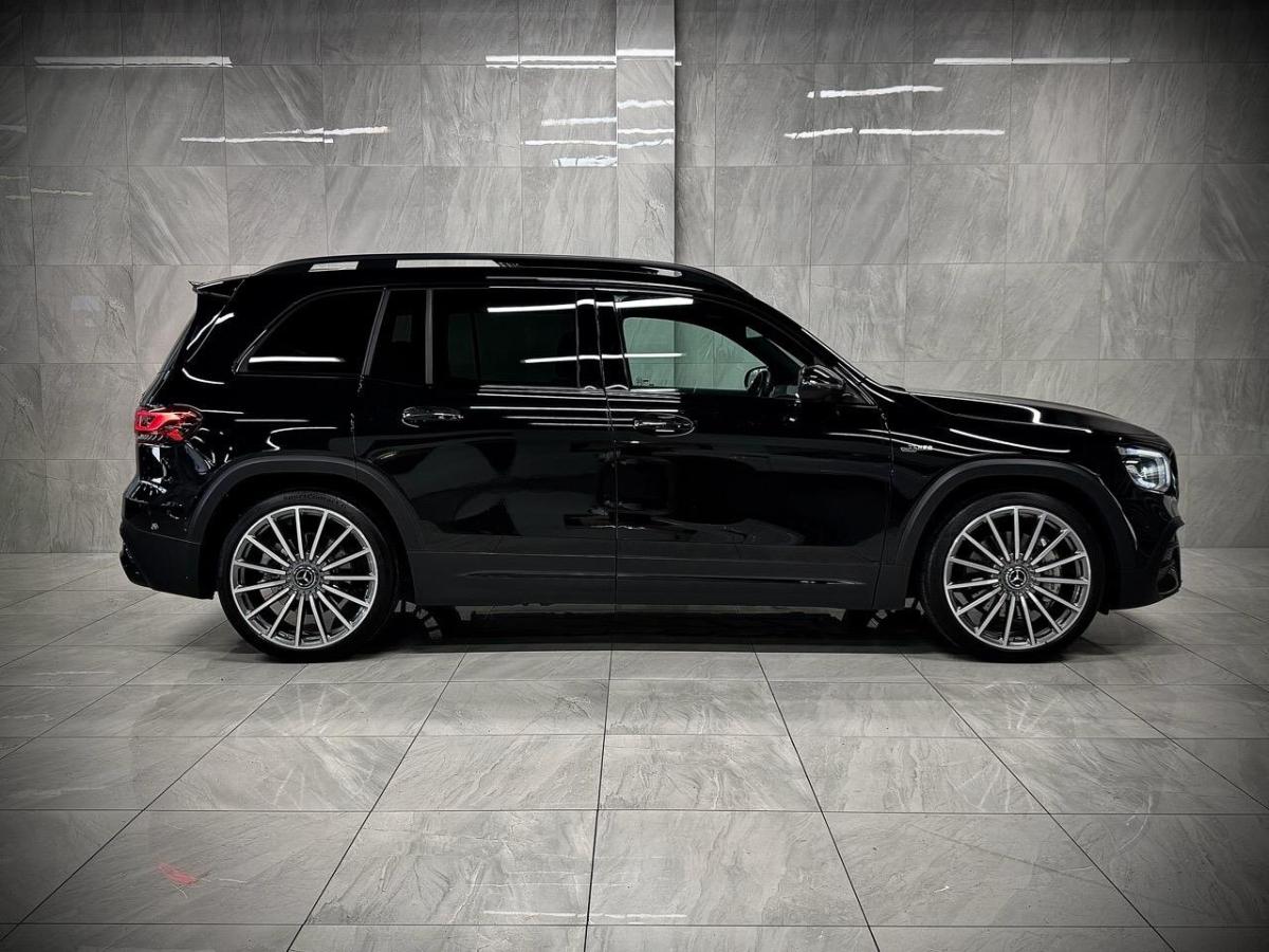 Mercedes-AMG GLB 35 photo 7